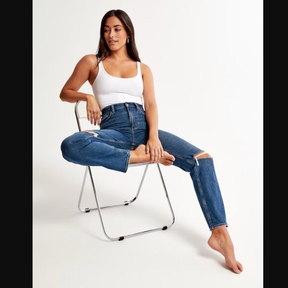 Abercrombie & Fitch Denim - Abercrombie Curve Love Ultra High Rise Ankle Straight Jean Size 27 Extra Long